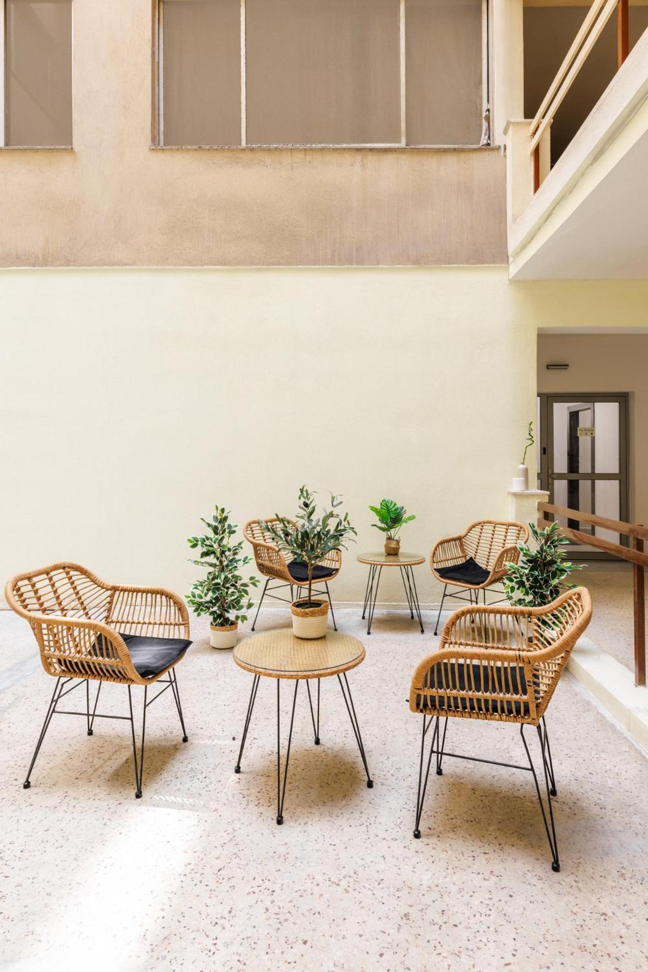 Boho Central Suites Tesalonika Bagian luar foto